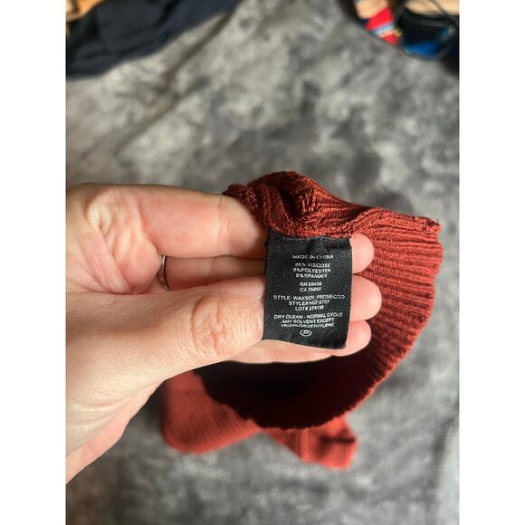 Theory Waxson Ribbed Knit Halter Tank Top in Size Small - Picture 6 of 6